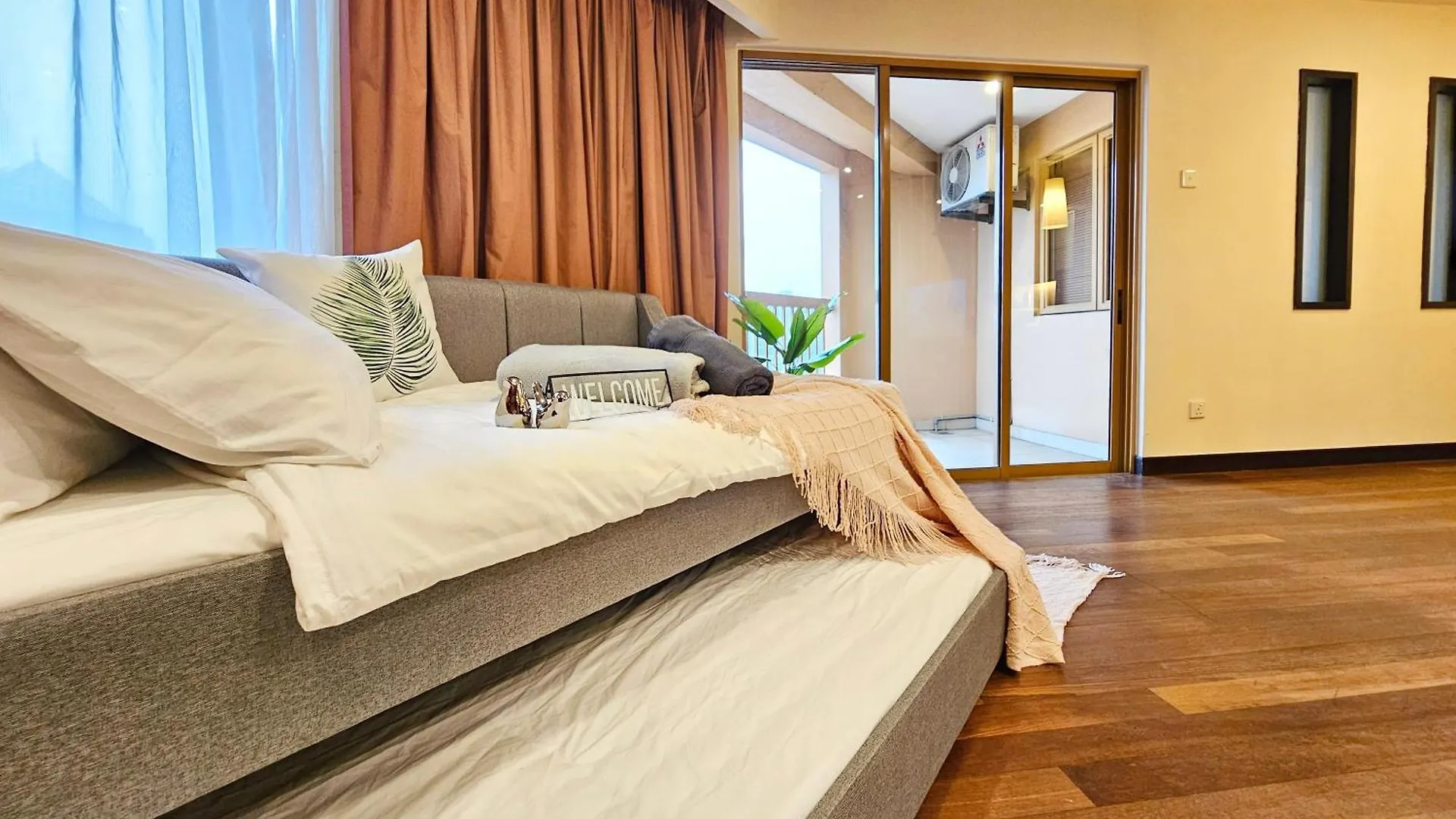 Sunway Resort Suite #29 1- 6Paxs Sunway Lagoon Pyramid Petaling Jaya Malaysia
