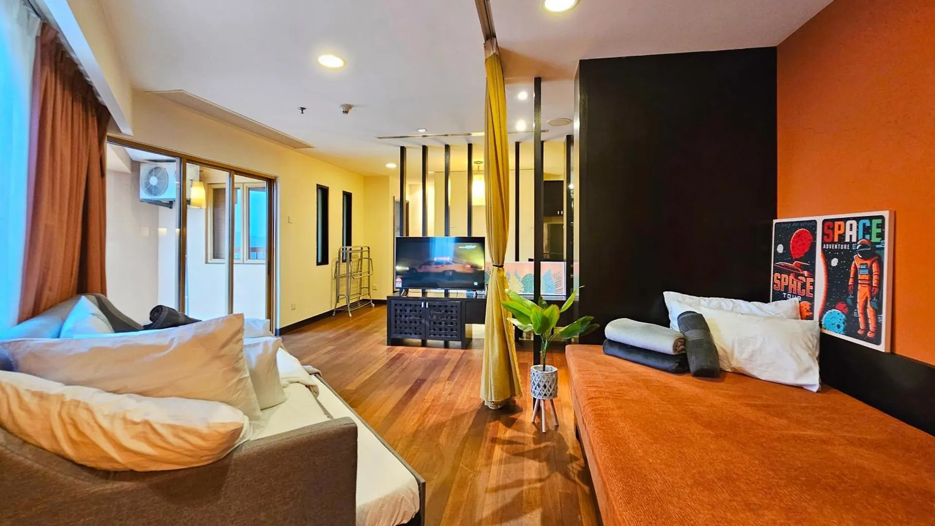 Sunway Resort Suite #29 1- 6Paxs Sunway Lagoon Pyramid Petaling Jaya Apartment
