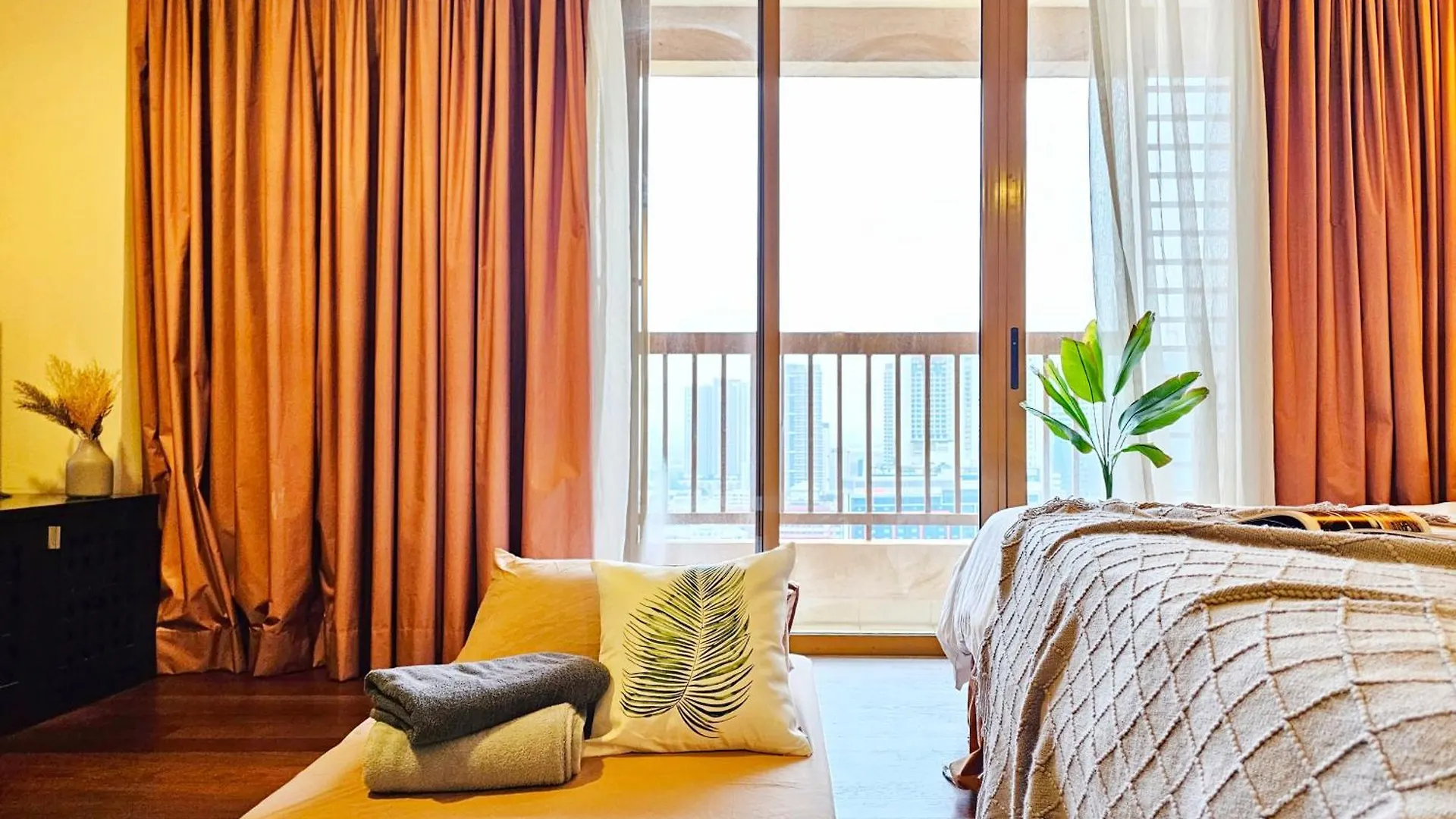 Apartment Sunway Resort Suite #29 1- 6Paxs Sunway Lagoon Pyramid Petaling Jaya