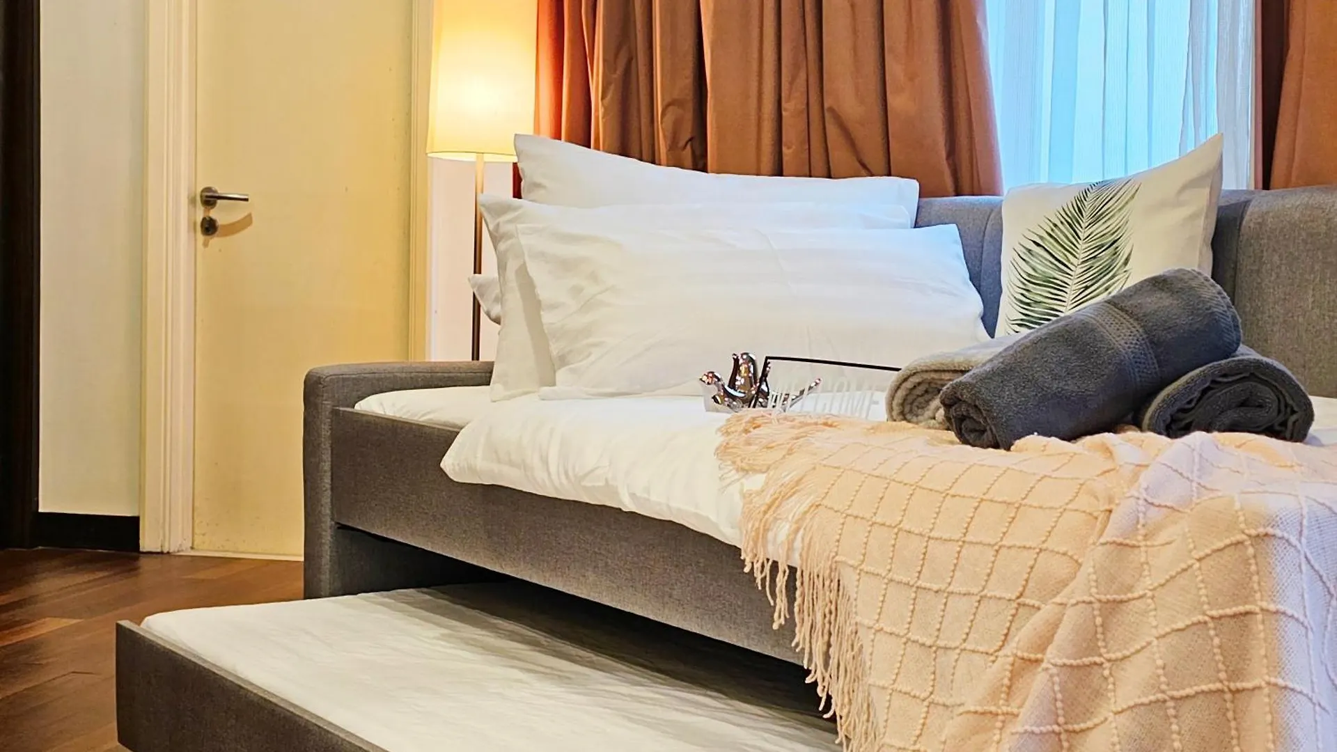 Sunway Resort Suite #29 1- 6Paxs Sunway Lagoon Pyramid Petaling Jaya Apartment