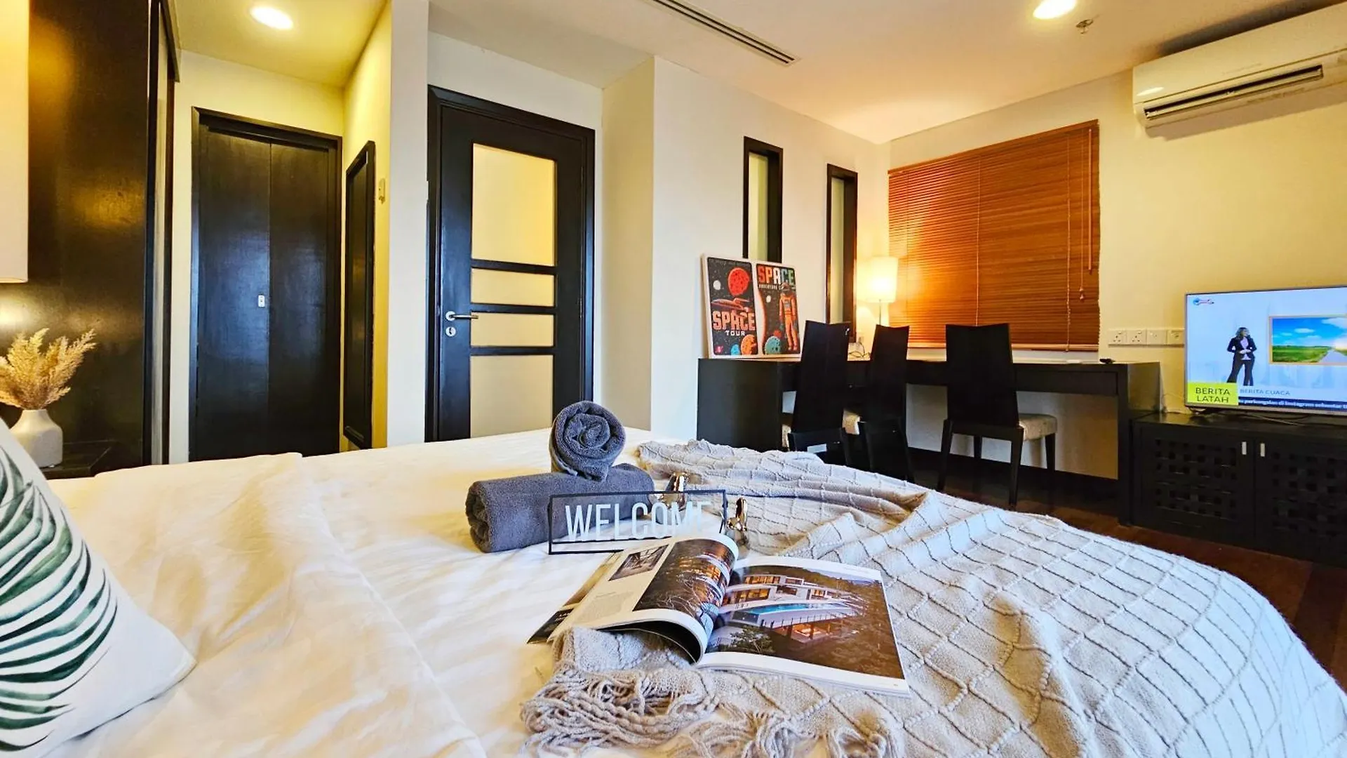 Sunway Resort Suite #29 1- 6Paxs Sunway Lagoon Pyramid Petaling Jaya